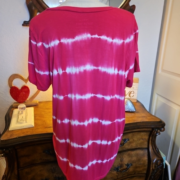Torrid size 1 (14/16) Pink & White Super Soft Tie Dye Top - Picture 4 of 5